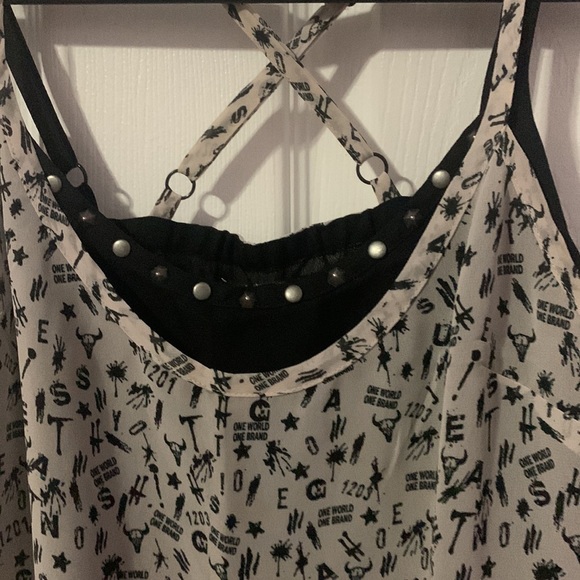 Guess early 2000s double layer mesh tank top - Picture 3 of 3